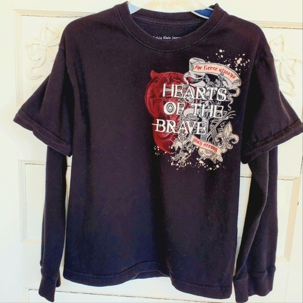 Calvin Klein Youth Boys Medium 10/12 Long Sleeved Graphic Tee T-Shirt Vintage